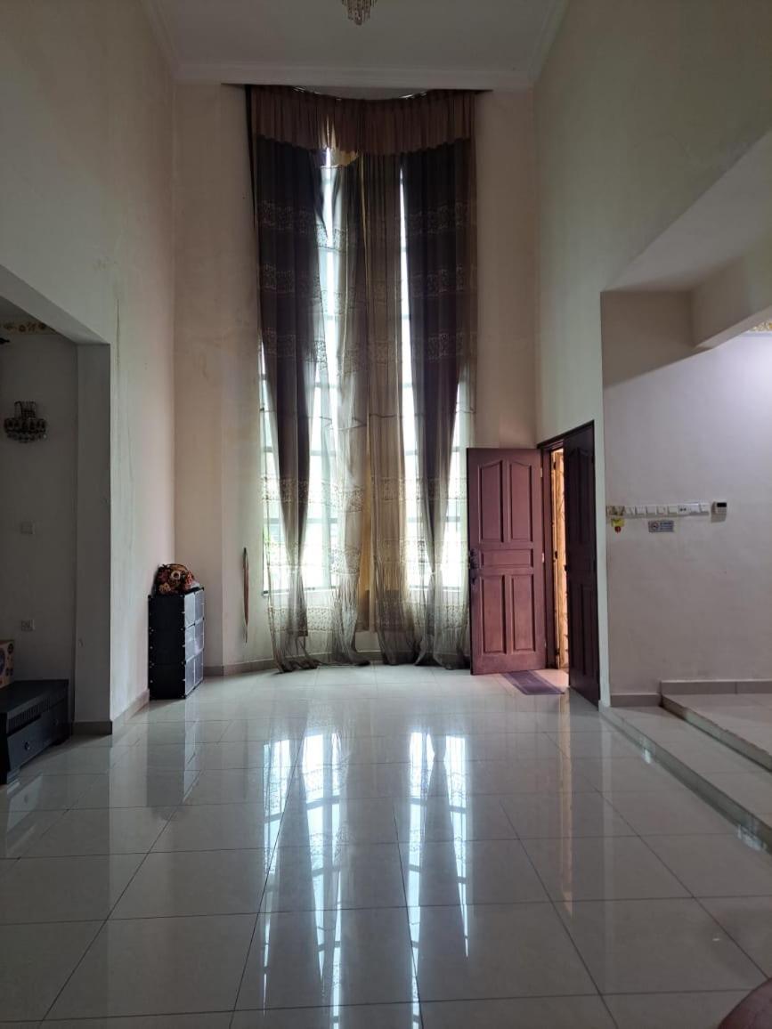 Villa Shamir Sepang Exterior foto